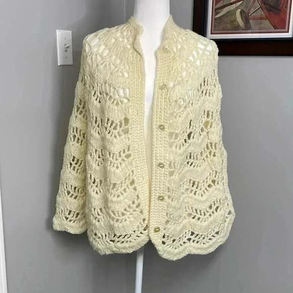Jackets & Blazers - Vintage Handmade Crochet Poncho Cape Button closure One Size Off White Ivory